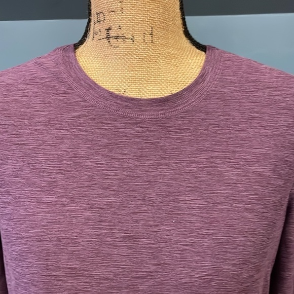 Skechers Long  Sleeve Tshirt Small - Picture 2 of 10